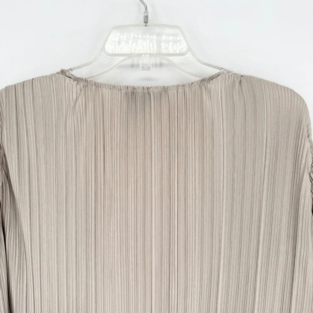 Donna Karan NY Pleated Lightweight Overlay Jacket Long Line‎ Tan Sz M Minimalist